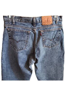 Vintage 1990s Levi's Jeans Mens 550 Size 35x29 Relic Relaxed Fit Denim Dad USA